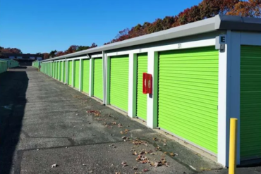 Storage Star - 970 Waverly Avenue Holtsville, NY 11742
