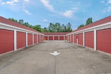 Storage Star - 1621 HUGUENOT ROAD Midlothian, VA 23113