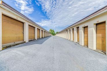 Valley Storage - 472 South Artizan Street Williamsport, MD 21795