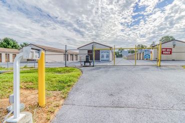 Valley Storage - 472 South Artizan Street Williamsport, MD 21795