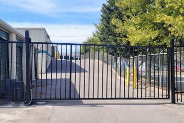 Thompson Lane Self-Storage - 2801 Landers Avenue Nashville, TN 37211