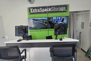 Extra Space Storage - 15920 Borio Drive Crest Hill, IL 60403