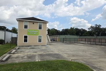 Extra Space Storage - 39350 Highway 74 Gonzales, LA 70737