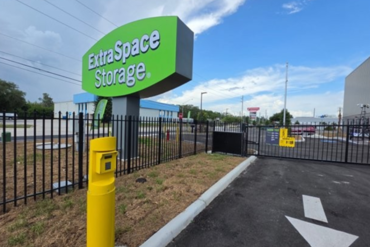 Extra Space Storage - 2480 17th Street Sarasota, FL 34234