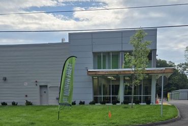 Extra Space Storage - 59 Douglas Street Bloomfield, CT 06002