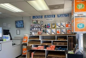 The Storage Place - 200 East Ridgeway Drive Midlothian, TX 76065