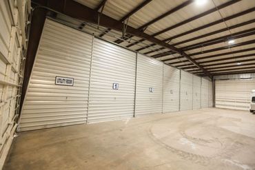 The Storage Place - Palestine Oakwood - 4001 West Oak Street Palestine, TX 75801