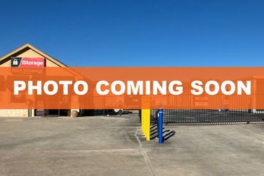 Public Storage - 105 Shooting Club Rd Boerne, TX 78006