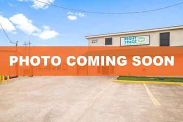 Public Storage - 227 Park 35 CV N Buda, TX 78610