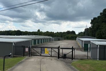 Extra Space Storage - 241 Forest Lake Drive Texarkana, TX 75503