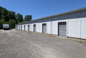 Dove Storage - 59 Oak Knoll Drive Southeast Hubbard, OH 44425
