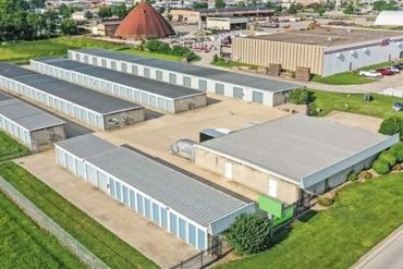 Storage Star - 611 West Kenyon Road Champaign, IL 61820