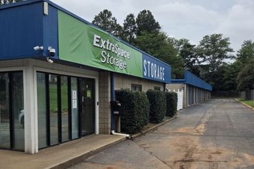 Extra Space Storage - 4 North Kings Road Greenville, SC 29605