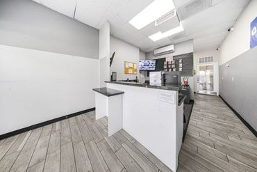 US Storage Centers - 1385 West Blaine Street Riverside, CA 92507