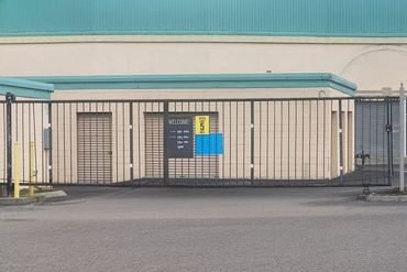 SmartStop Self Storage - 1641 Downtown West Boulevard Knoxville, TN 37919