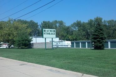 Acme Storage - 32843 Cleveland St Rockwood, MI 48173