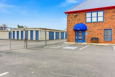 US Storage Centers - 136 River Rock Boulevard Murfreesboro, TN 37128