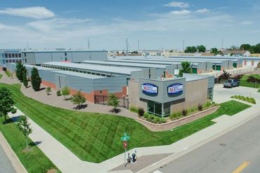 303 Self Storage - 3800 North Monaco Street Parkway Denver, CO 80207