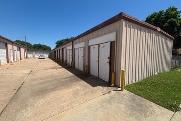 Storage Depot Ponca City - 813 North Union Street Ponca City, OK 74601