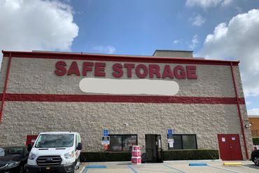 Safe Storage - 14601 Sherman Way Van Nuys, CA 91405