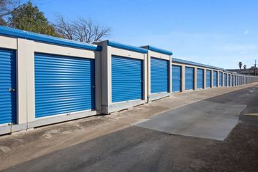 US Storage Centers - 5149 Blanco Road San Antonio, TX 78216