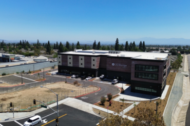 US Storage Centers - 1382 East Foothill Boulevard Upland, CA 91786