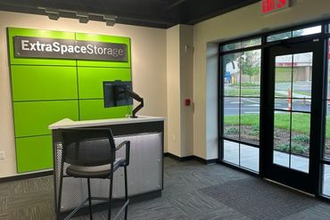 Extra Space Storage - 337 East Main Street Branford, CT 06405