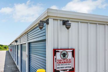 Investment Real Estate Management - 10677 Jonestown Road Jonestown, PA 17038