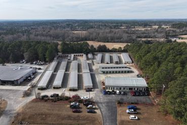 Investment Real Estate Management - Moove In Self Storage - Moove In - Pinehurst - 7500 U.S. 15 West End, NC 27376