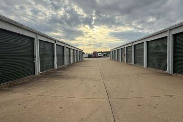 Storage Star - 2809 Lager Drive Champaign, IL 61822
