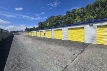Storage Star - 5868 Jefferson Avenue Newport News, VA 23605