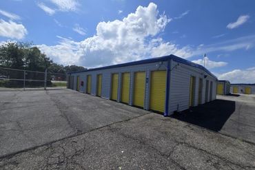 Storage Star - 5868 Jefferson Avenue Newport News, VA 23605