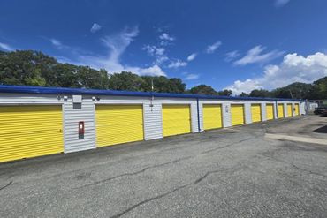 Storage Star - 5868 Jefferson Avenue Newport News, VA 23605