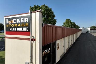 Locker Storage Broken Arrow - 736 West New Orleans Street Broken Arrow, OK 74011