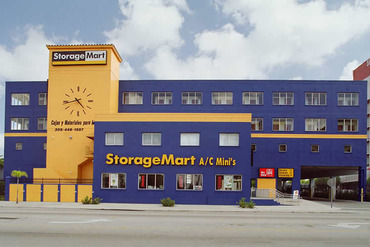 StorageMart - 4920 NW 7th St Miami, FL 33126