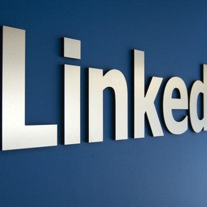 Ways to Use LinkedIn to Bolster Your Self Storage Marketing